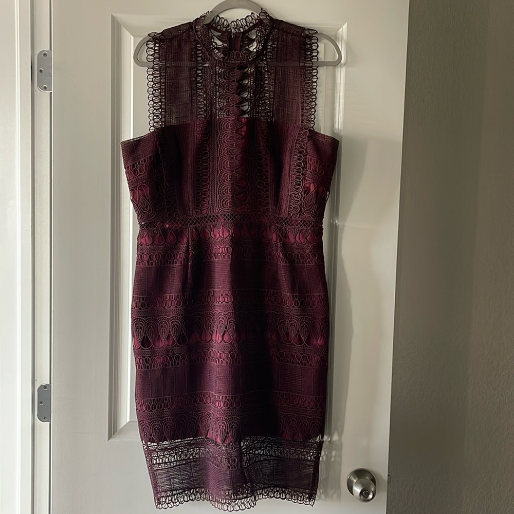 Bardot Burgundy Lace Fitted Cocktail Dress